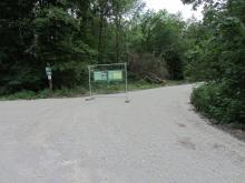 Für das Nasslager musste auch der Forstweg verbreitert werden.